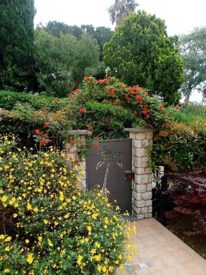 Villa Gaia - Luxury Villa, Pool & Wellness Rooms Bordighera Εξωτερικό φωτογραφία