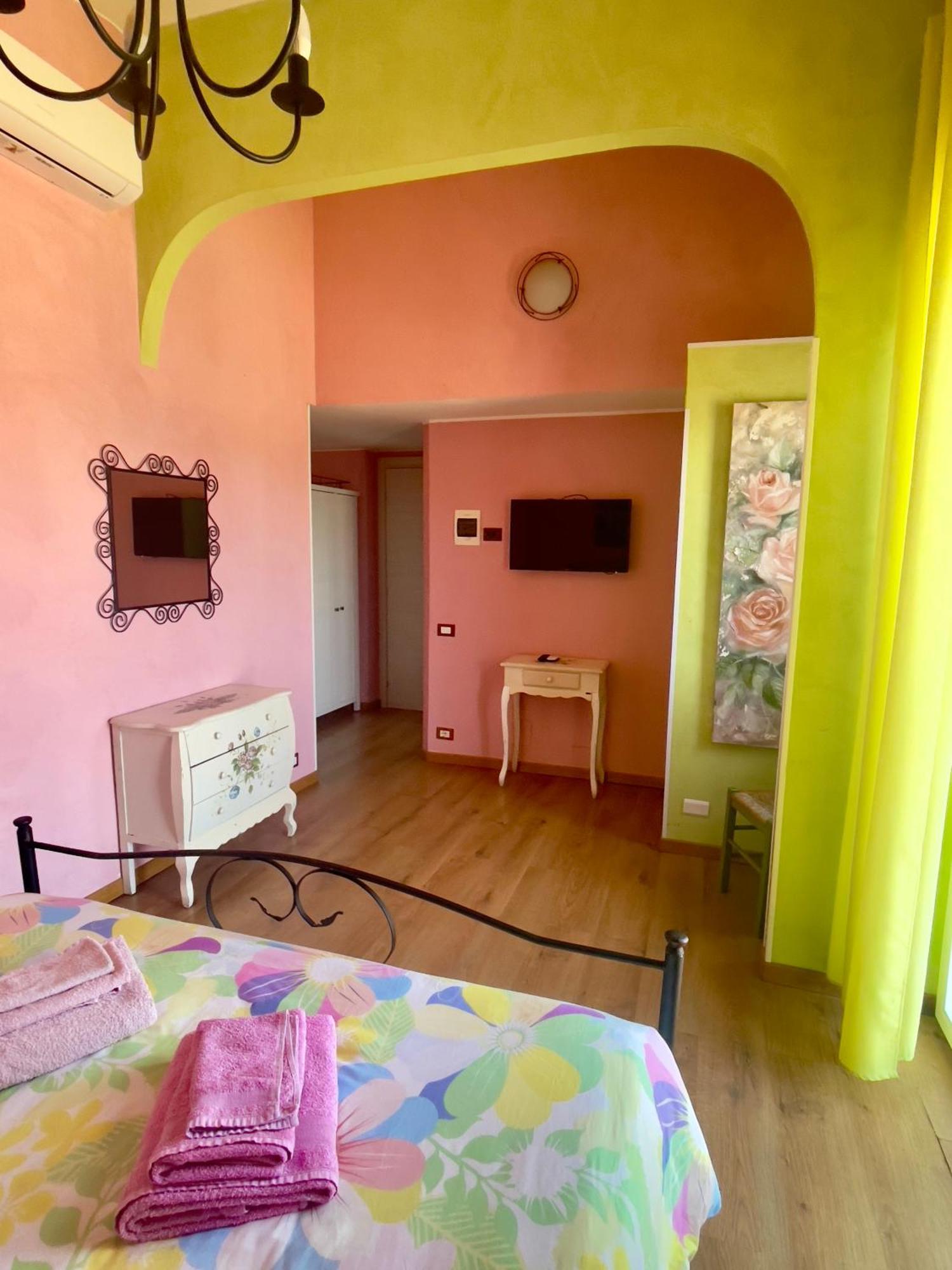 Villa Gaia - Luxury Villa, Pool & Wellness Rooms Bordighera Εξωτερικό φωτογραφία