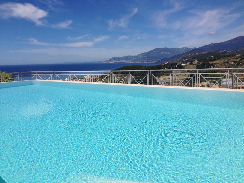 Villa Gaia - Luxury Villa, Pool & Wellness Rooms Bordighera Εξωτερικό φωτογραφία